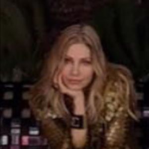 Meet your Posher, Pamela